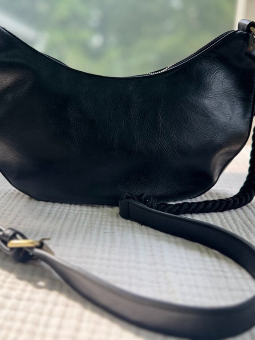 Urban Originals Luna Slouchy Sling Half Moon Bag - Picture 6 of 8